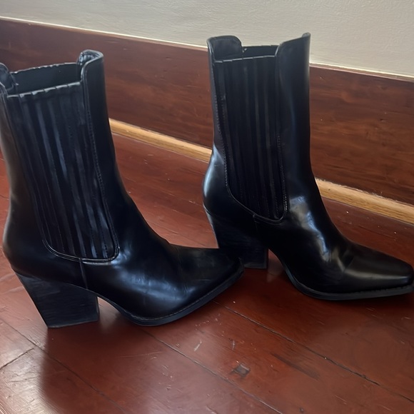 Chinese laundry Cali Boot - Picture 4 of 8